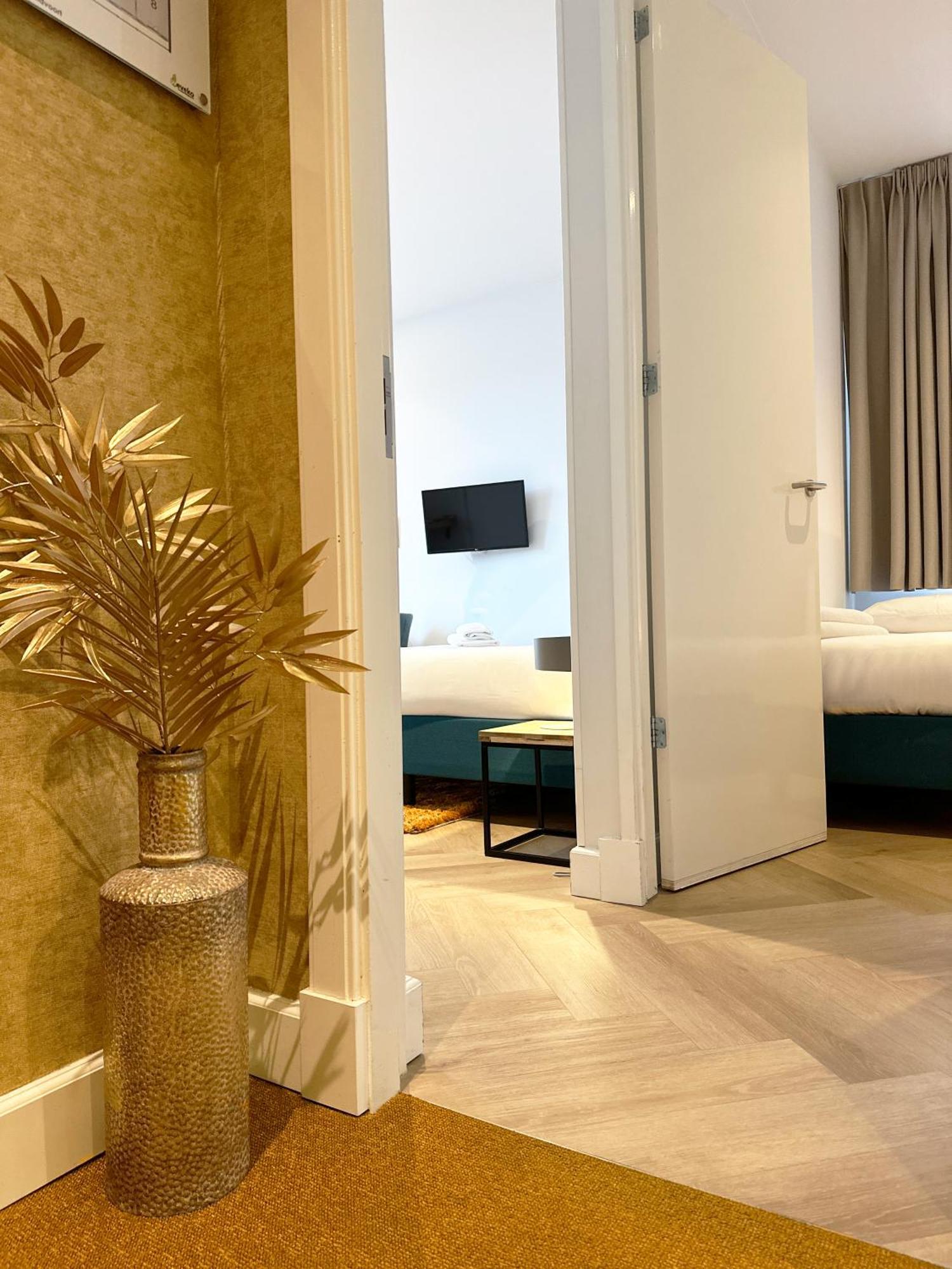 Boutique At Sea Hotel